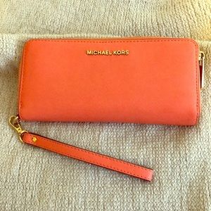 Michael Kors Clutch